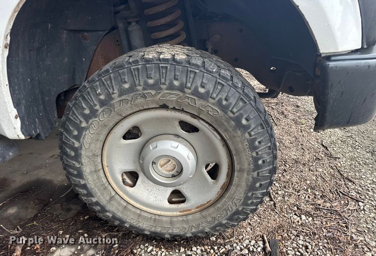 image for item ER2351 2009 Ford F250 Super Duty XL pickup truck