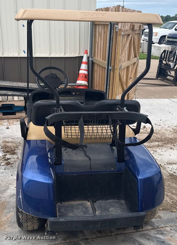 image for item ER2387 EZ-GO Textron golf cart