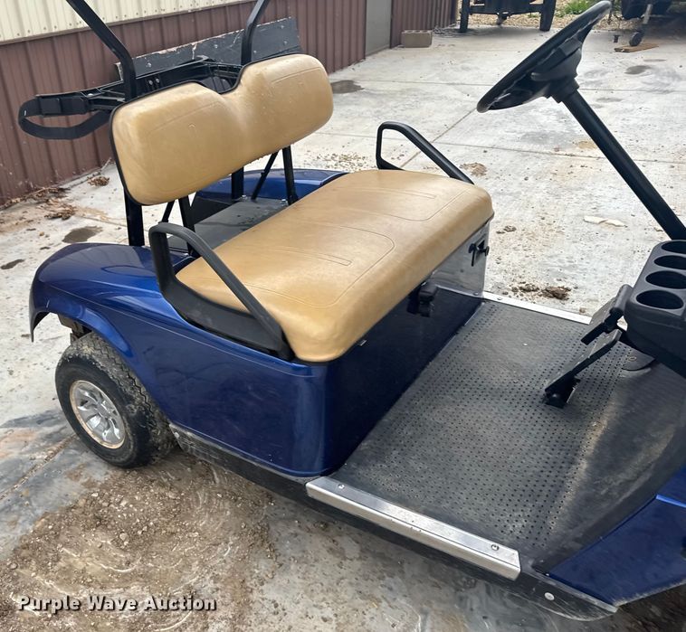 image for item ER2387 EZ-GO Textron golf cart