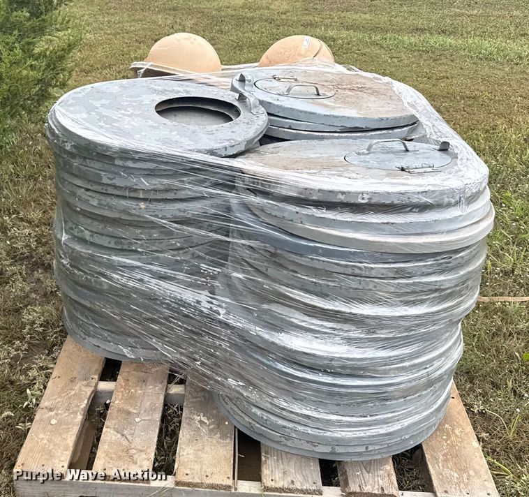 image for item ER2390 (84) trash can lids