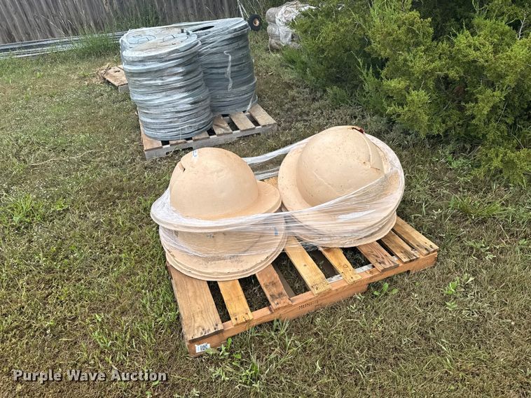 image for item ER2390 (84) trash can lids