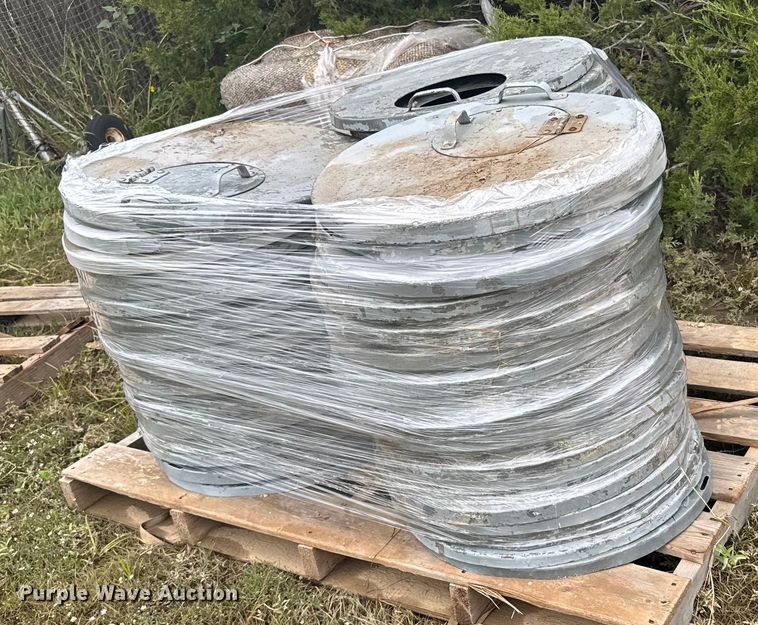 image for item ER2390 (84) trash can lids