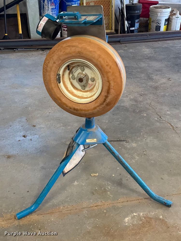 image for item ER2392 Sporting goods