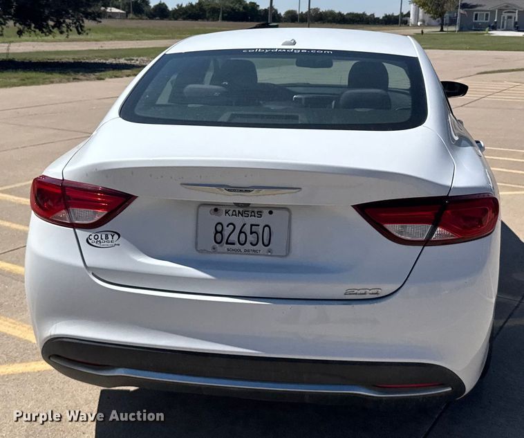 image for item ER2402 2015 Chrysler 200 