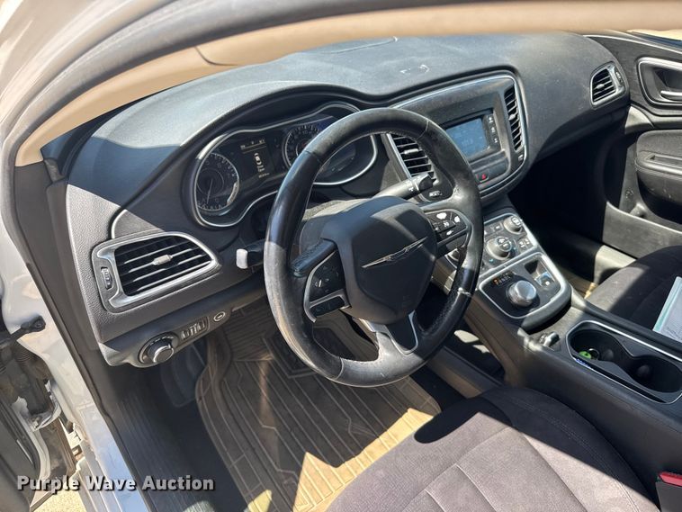 image for item ER2402 2015 Chrysler 200 