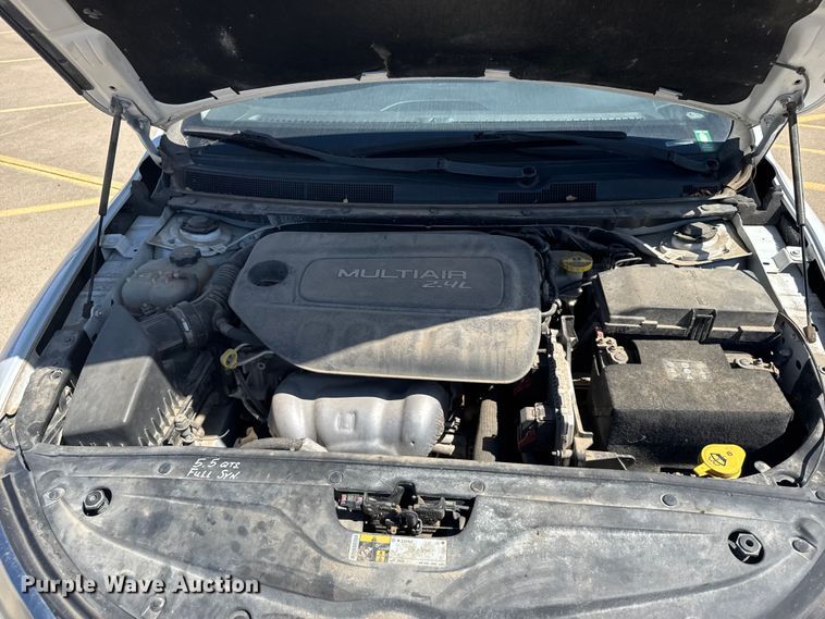 image for item ER2402 2015 Chrysler 200 