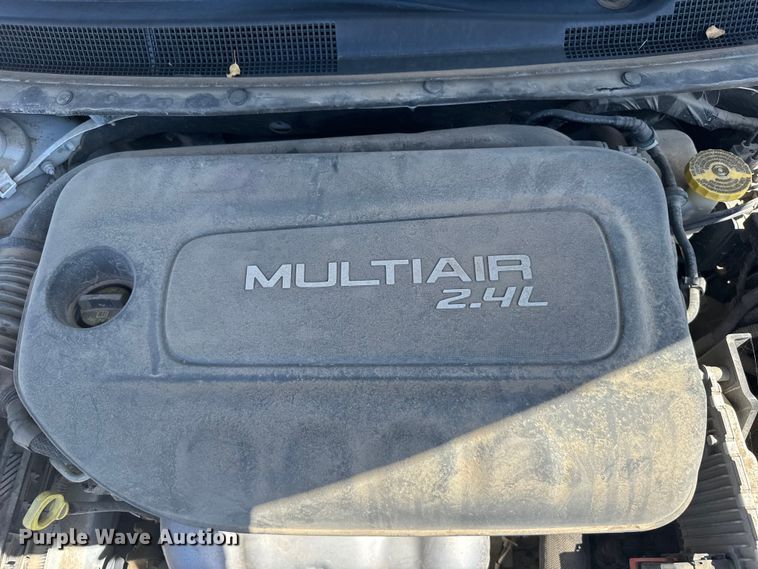 image for item ER2402 2015 Chrysler 200 