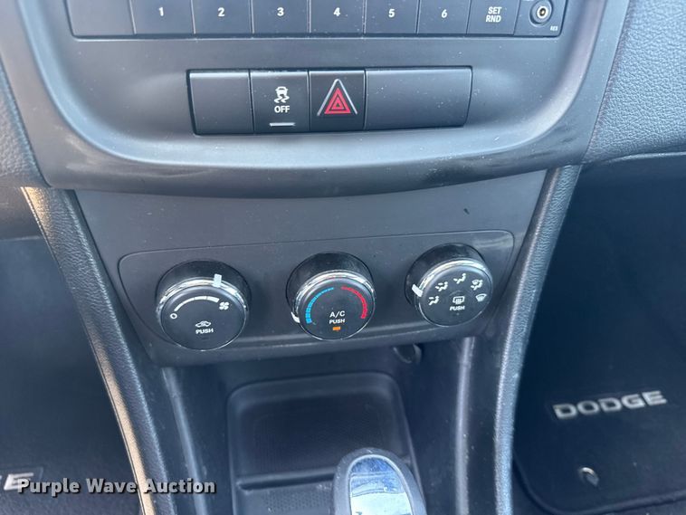 image for item ER2404 2013 Dodge Avenger 