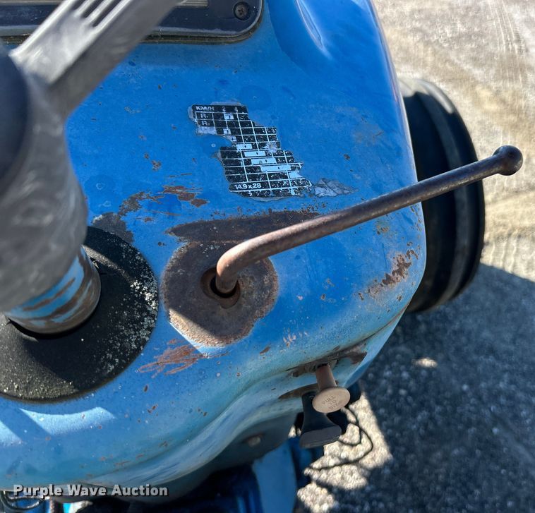 image for item ET3139 Ford 4600 tractor