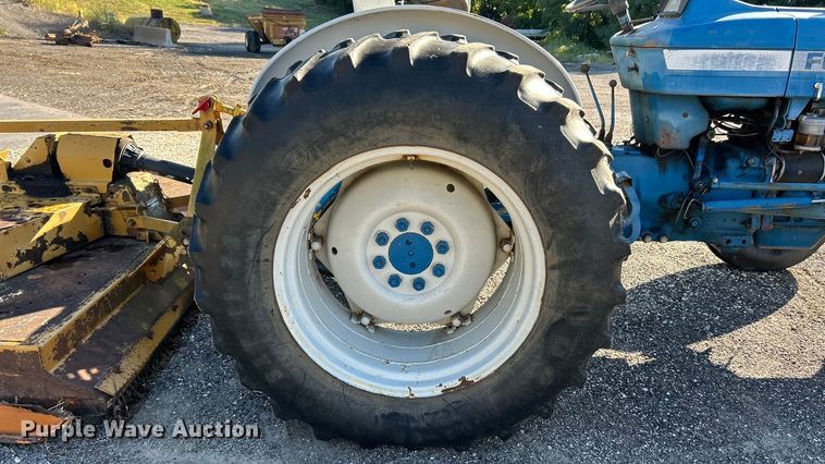 image for item ET3139 Ford 4600 tractor