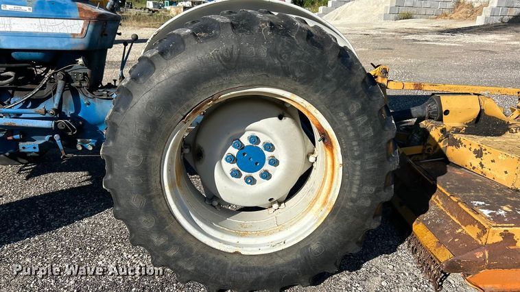 image for item ET3139 Ford 4600 tractor