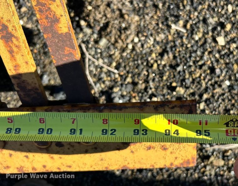 image for item ET3139 Ford 4600 tractor