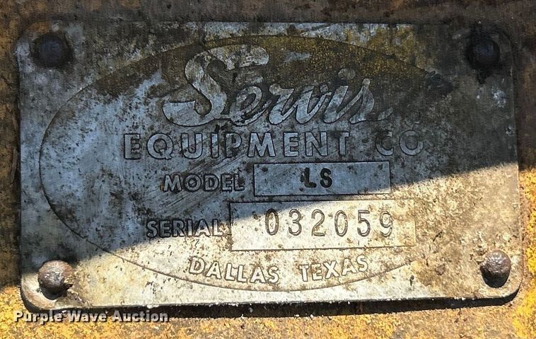 image for item ET3139 Ford 4600 tractor