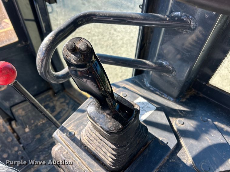 image for item ET3140 2020 John Deere 655K WH track loader