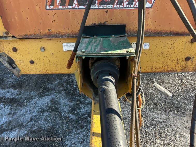 image for item ET3141 Knight Slinger 7716 manure spreader