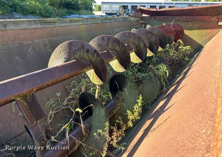 image for item ET3141 Knight Slinger 7716 manure spreader