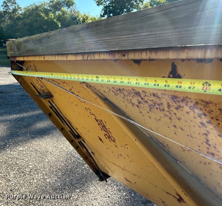 image for item ET3141 Knight Slinger 7716 manure spreader