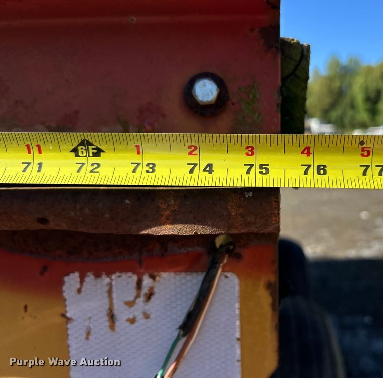 image for item ET3141 Knight Slinger 7716 manure spreader