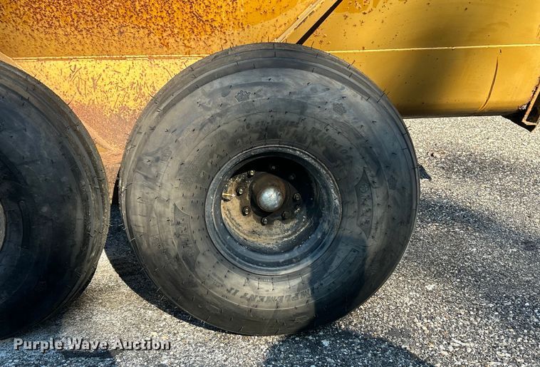 image for item ET3141 Knight Slinger 7716 manure spreader