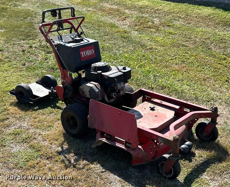image for item ET3142 Toro Proline lawn mower