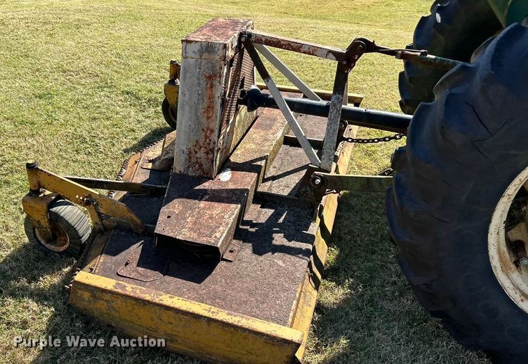 image for item ET3143 1959 John Deere 830 tractor