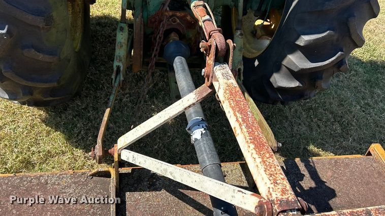 image for item ET3143 1959 John Deere 830 tractor