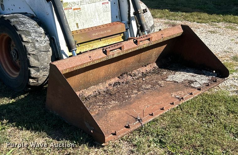 image for item ET3144 1999 Bobcat 873 skid steer loader