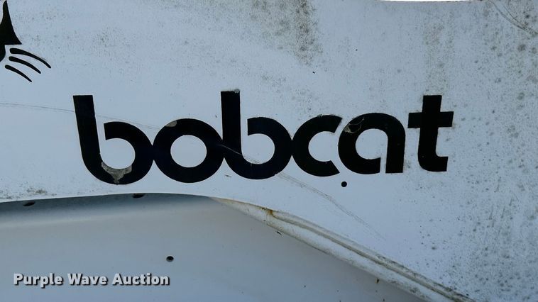 image for item ET3144 1999 Bobcat 873 skid steer loader