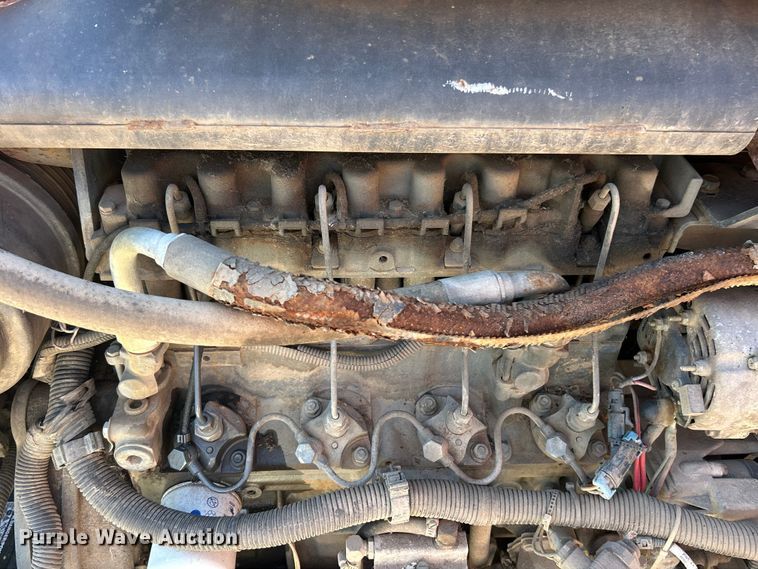 image for item ET3144 1999 Bobcat 873 skid steer loader