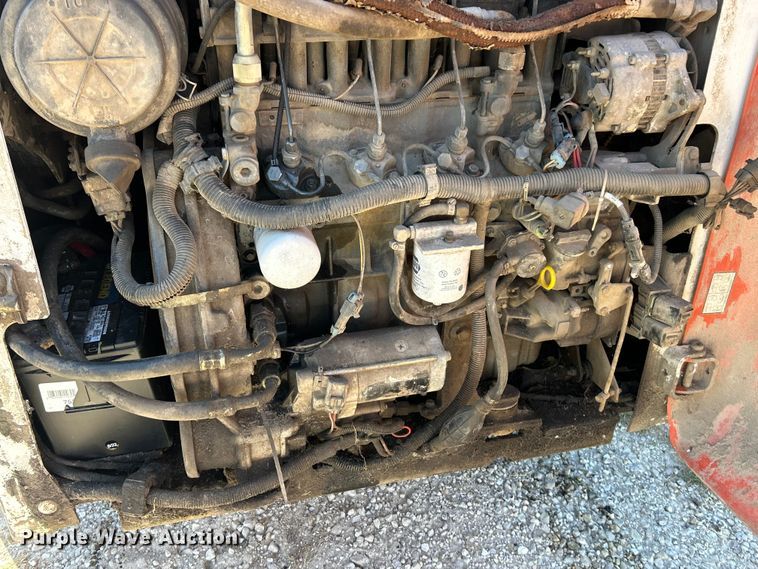 image for item ET3144 1999 Bobcat 873 skid steer loader