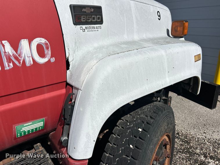 image for item ET3145 1993 Chevrolet Kodiak C6500 dump truck