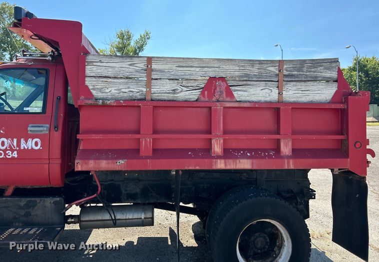 image for item ET3145 1993 Chevrolet Kodiak C6500 dump truck