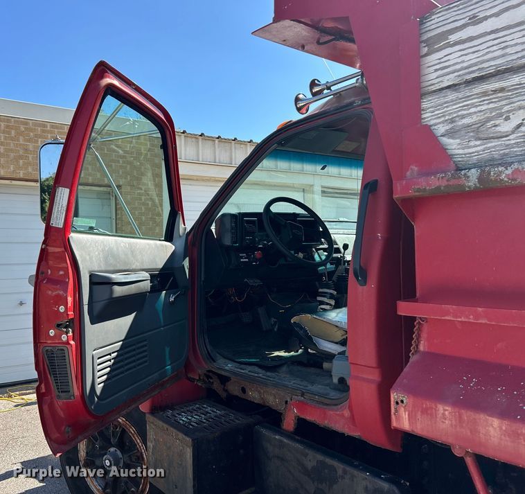 image for item ET3145 1993 Chevrolet Kodiak C6500 dump truck
