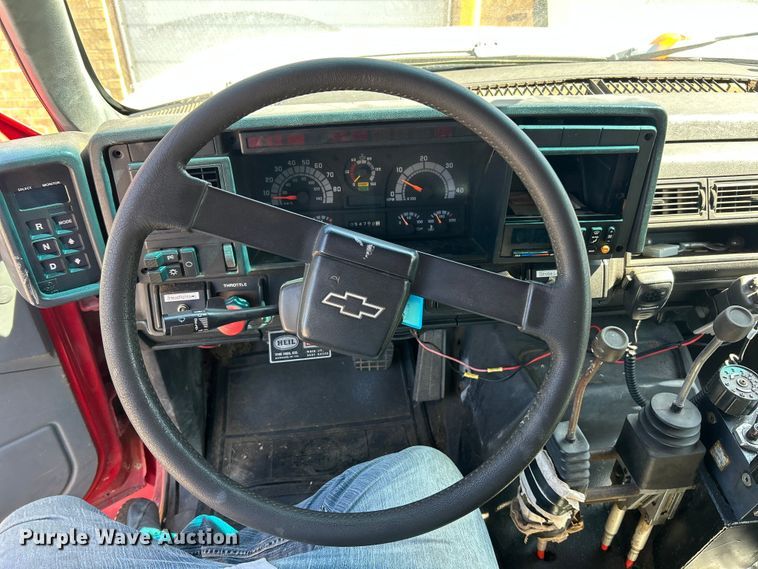 image for item ET3145 1993 Chevrolet Kodiak C6500 dump truck