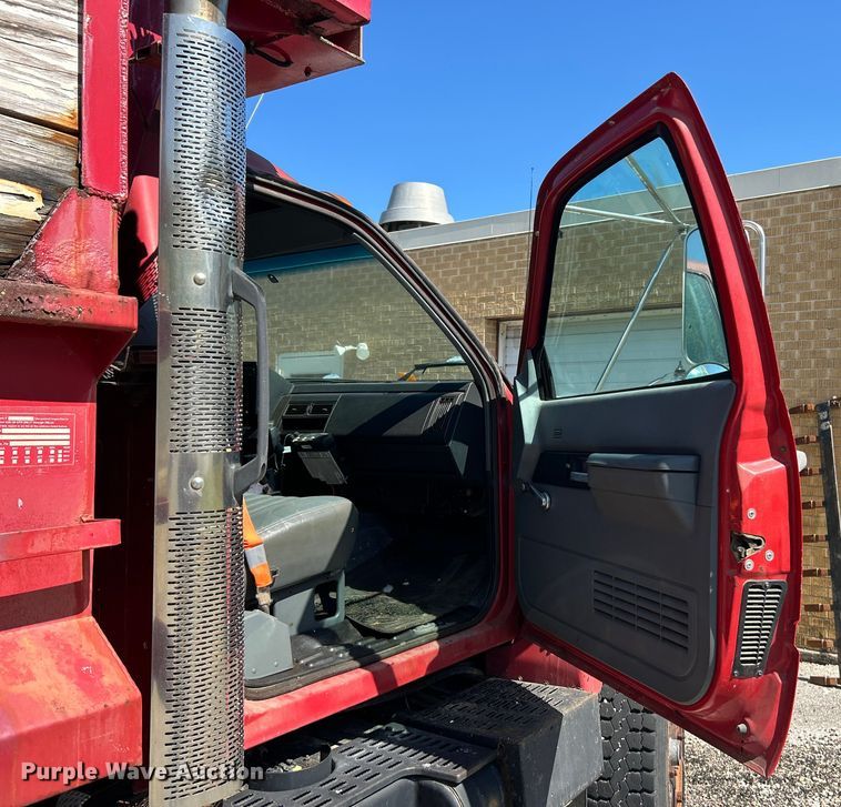 image for item ET3145 1993 Chevrolet Kodiak C6500 dump truck