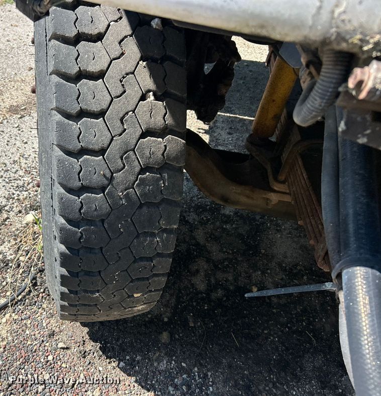 image for item ET3145 1993 Chevrolet Kodiak C6500 dump truck