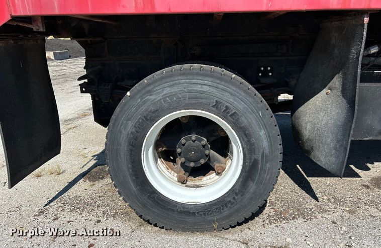 image for item ET3145 1993 Chevrolet Kodiak C6500 dump truck