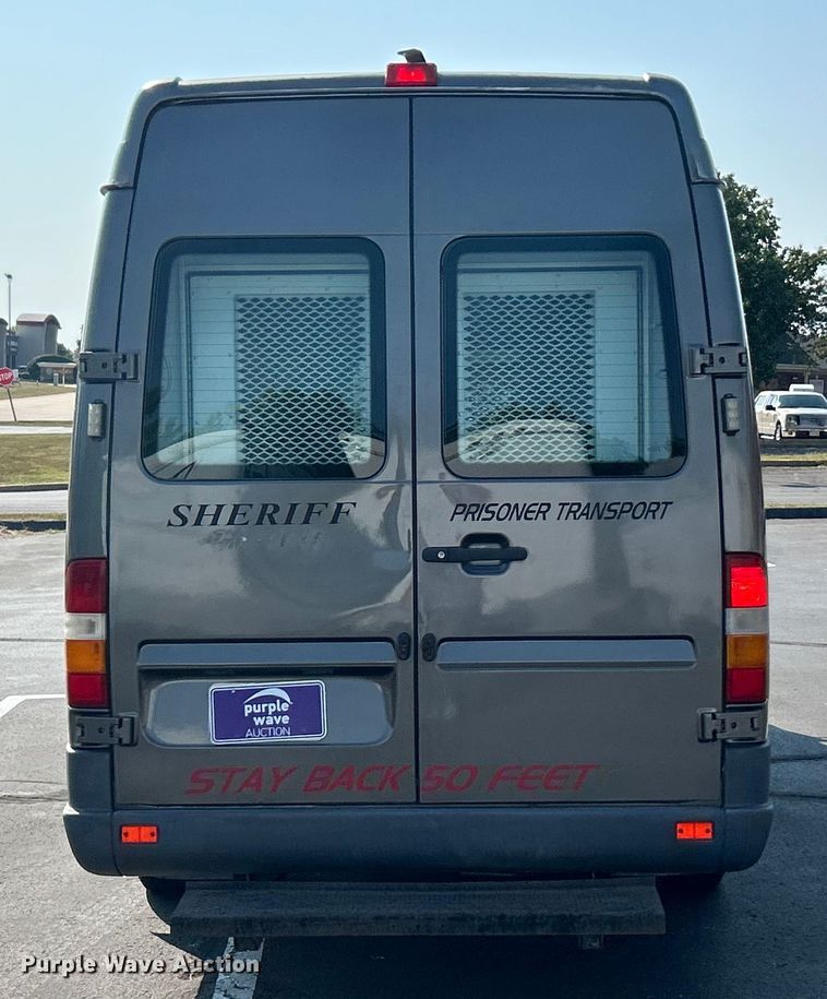 image for item ET3173 2004 Dodge Sprinter inmate transport van