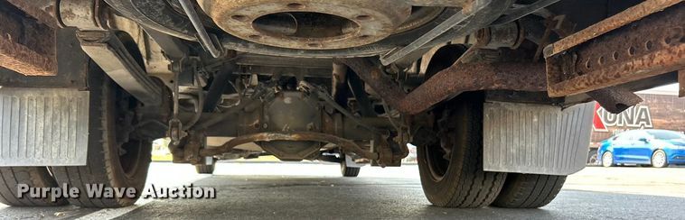 image for item ET3173 2004 Dodge Sprinter inmate transport van