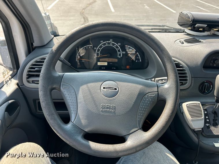 image for item ET3173 2004 Dodge Sprinter inmate transport van