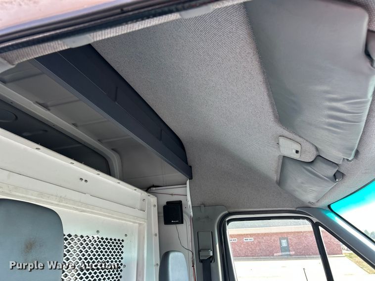 image for item ET3173 2004 Dodge Sprinter inmate transport van