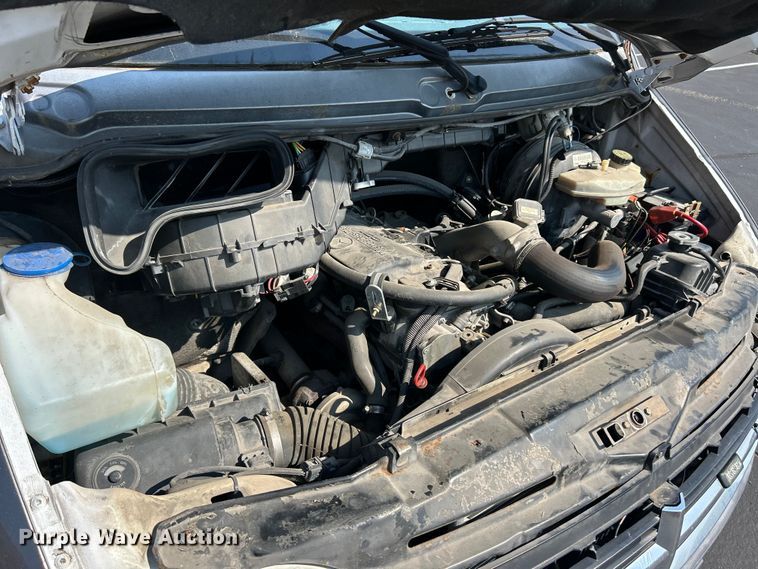 image for item ET3173 2004 Dodge Sprinter inmate transport van