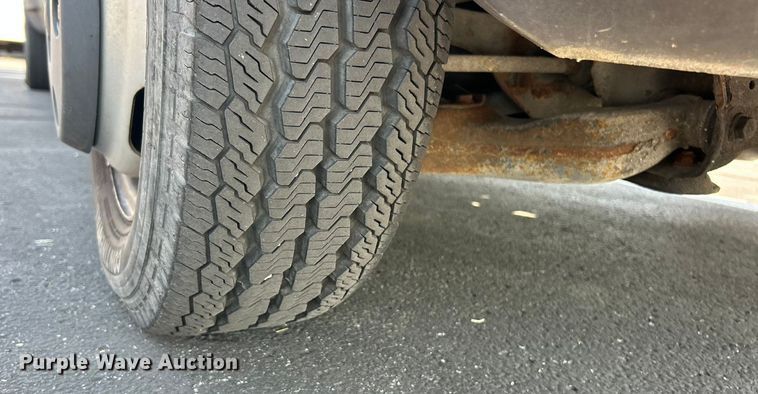 image for item ET3173 2004 Dodge Sprinter inmate transport van