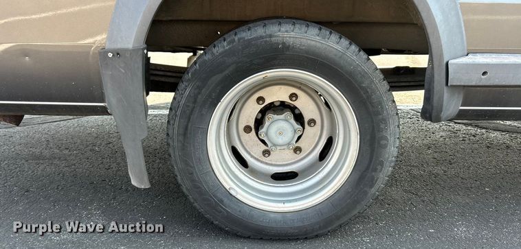 image for item ET3173 2004 Dodge Sprinter inmate transport van