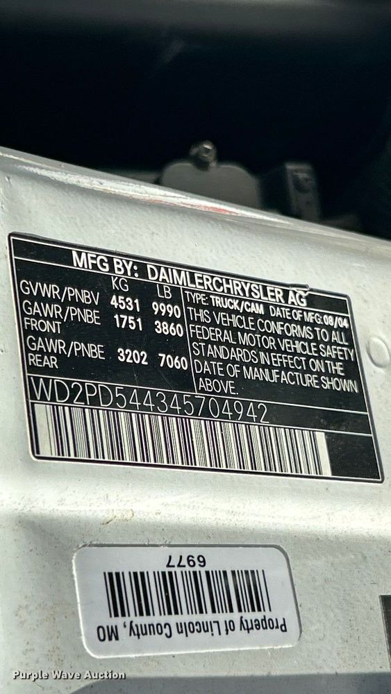 image for item ET3173 2004 Dodge Sprinter inmate transport van