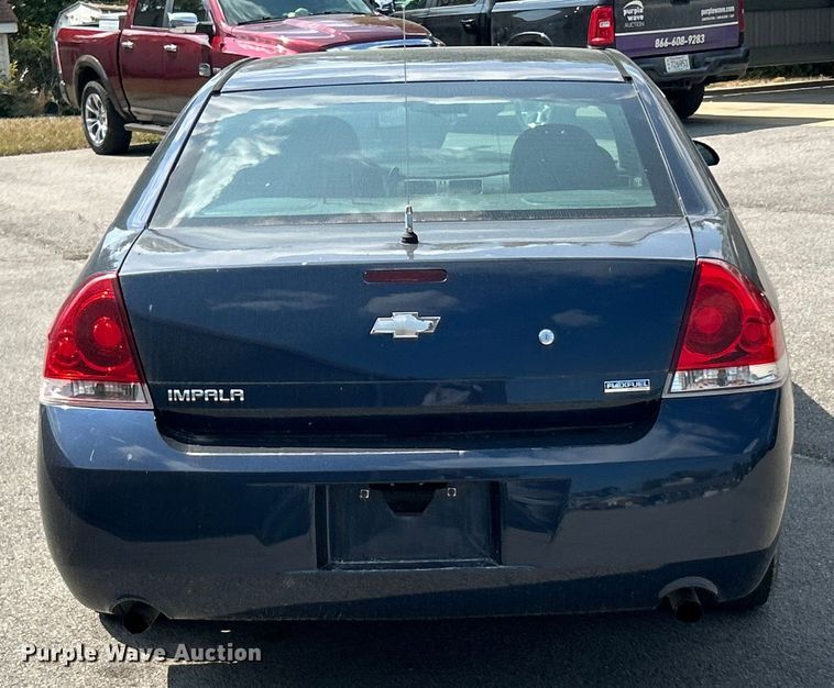 image for item ET3174 2012 Chevrolet Impala Police Cruiser 