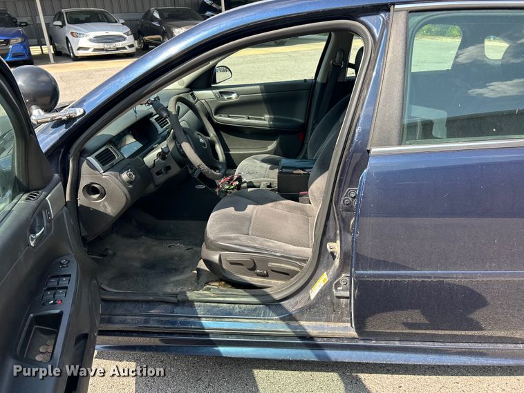 image for item ET3174 2012 Chevrolet Impala Police Cruiser 