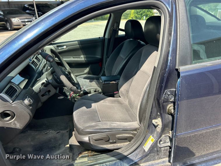 image for item ET3174 2012 Chevrolet Impala Police Cruiser 