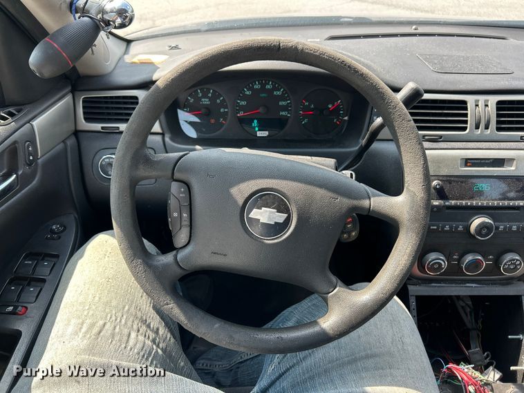 image for item ET3174 2012 Chevrolet Impala Police Cruiser 