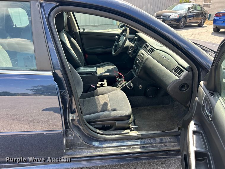 image for item ET3174 2012 Chevrolet Impala Police Cruiser 